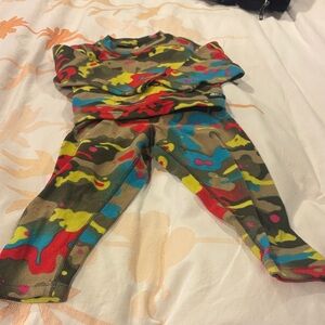 Burton Multicolor Fleece Outfit